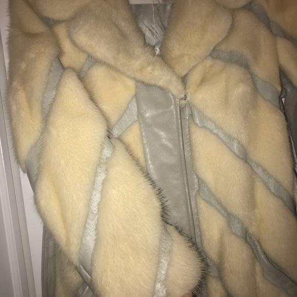 Mink-leather coat - Picture 2 of 8